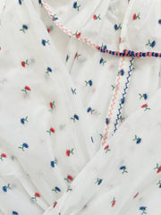 Floral Embroidery Blouse