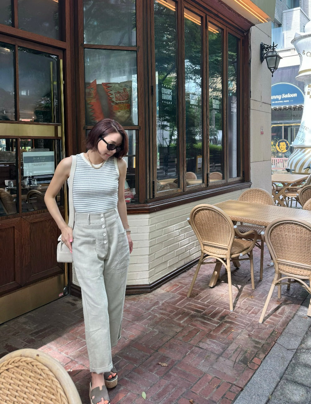 Button Linen Baggy Pants